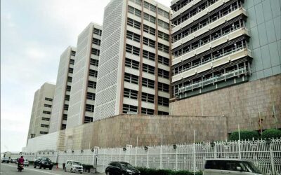 Regulating parate execution in extraordinary times